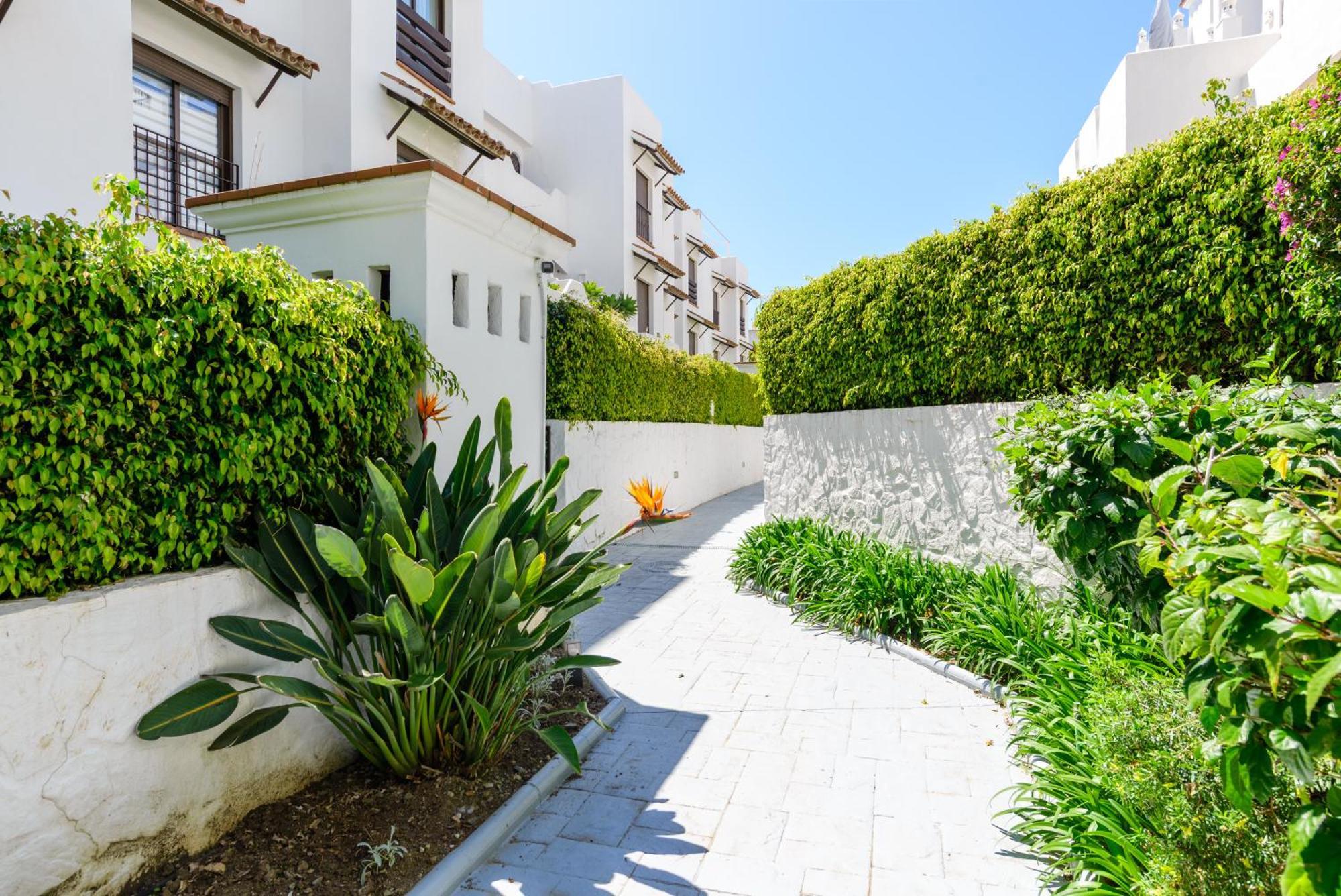 Golf Hills Bed & Breakfast Estepona Eksteriør bilde