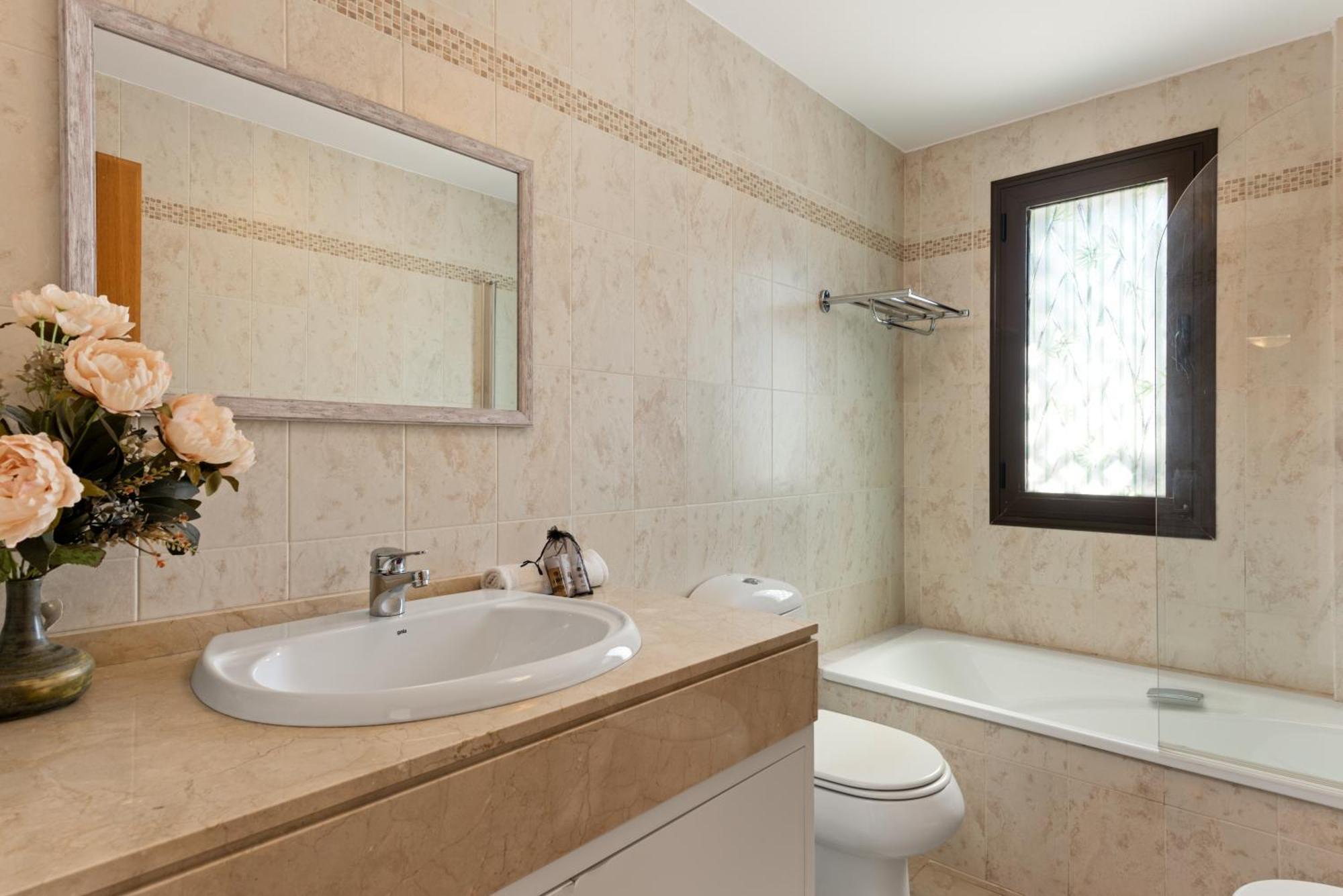 Golf Hills Bed & Breakfast Estepona Eksteriør bilde