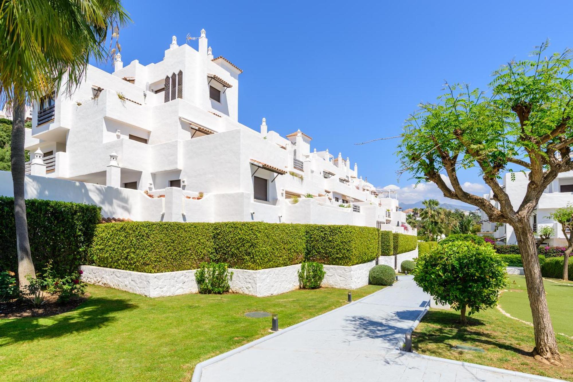 Golf Hills Bed & Breakfast Estepona Eksteriør bilde